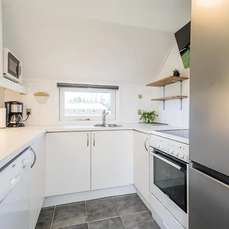 בית נופש 6 Person In