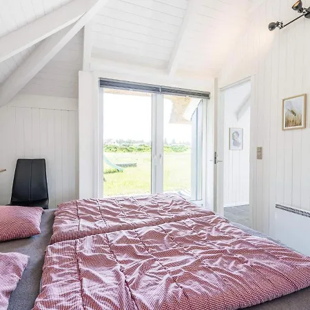 6 Person In בית נופש *