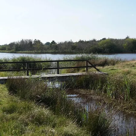 בית נופש 6 Person In *