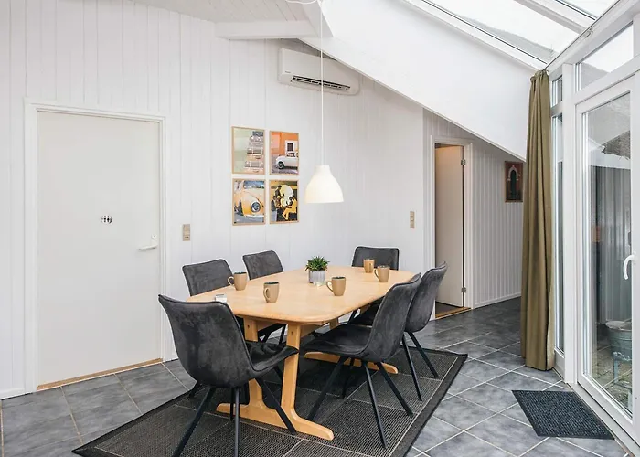 Hébergement de vacances 6 Person In *