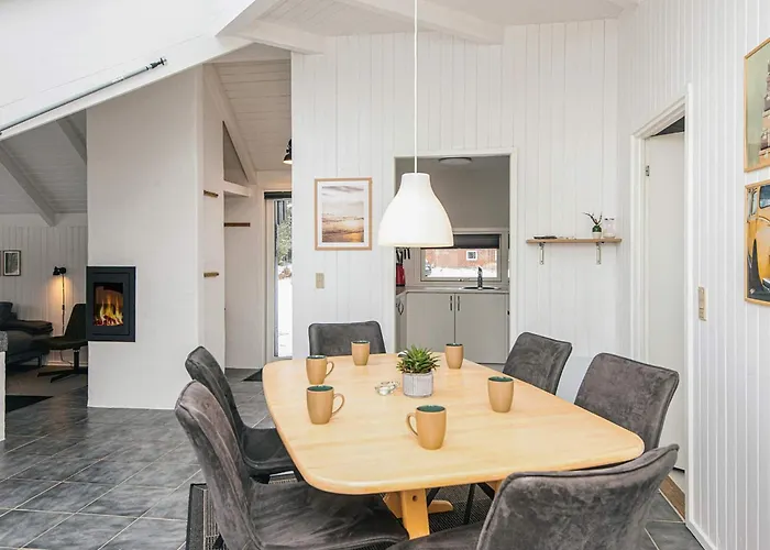 6 Person In * Vejers Strand